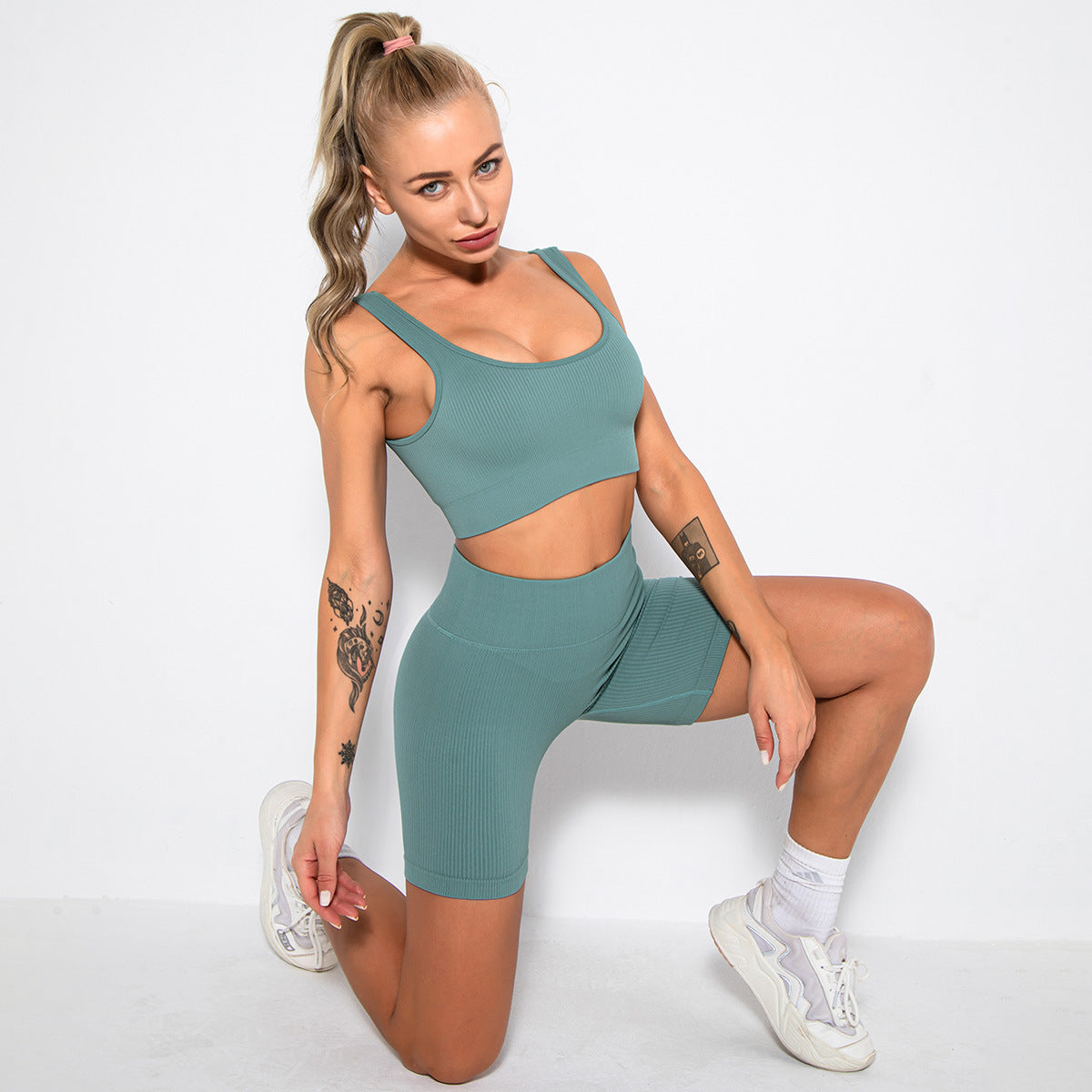 Famada Sculpt Seamless Yoga Set